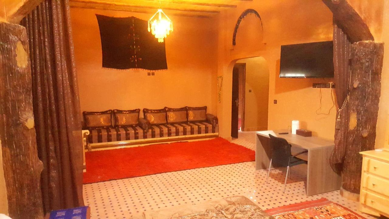 Kasbah Meteorites Imi n'Ouzrou Exterior foto